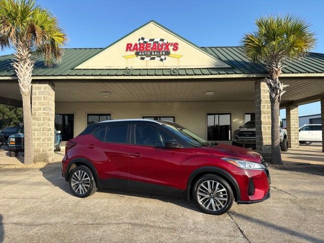 2023 Nissan Kicks SV