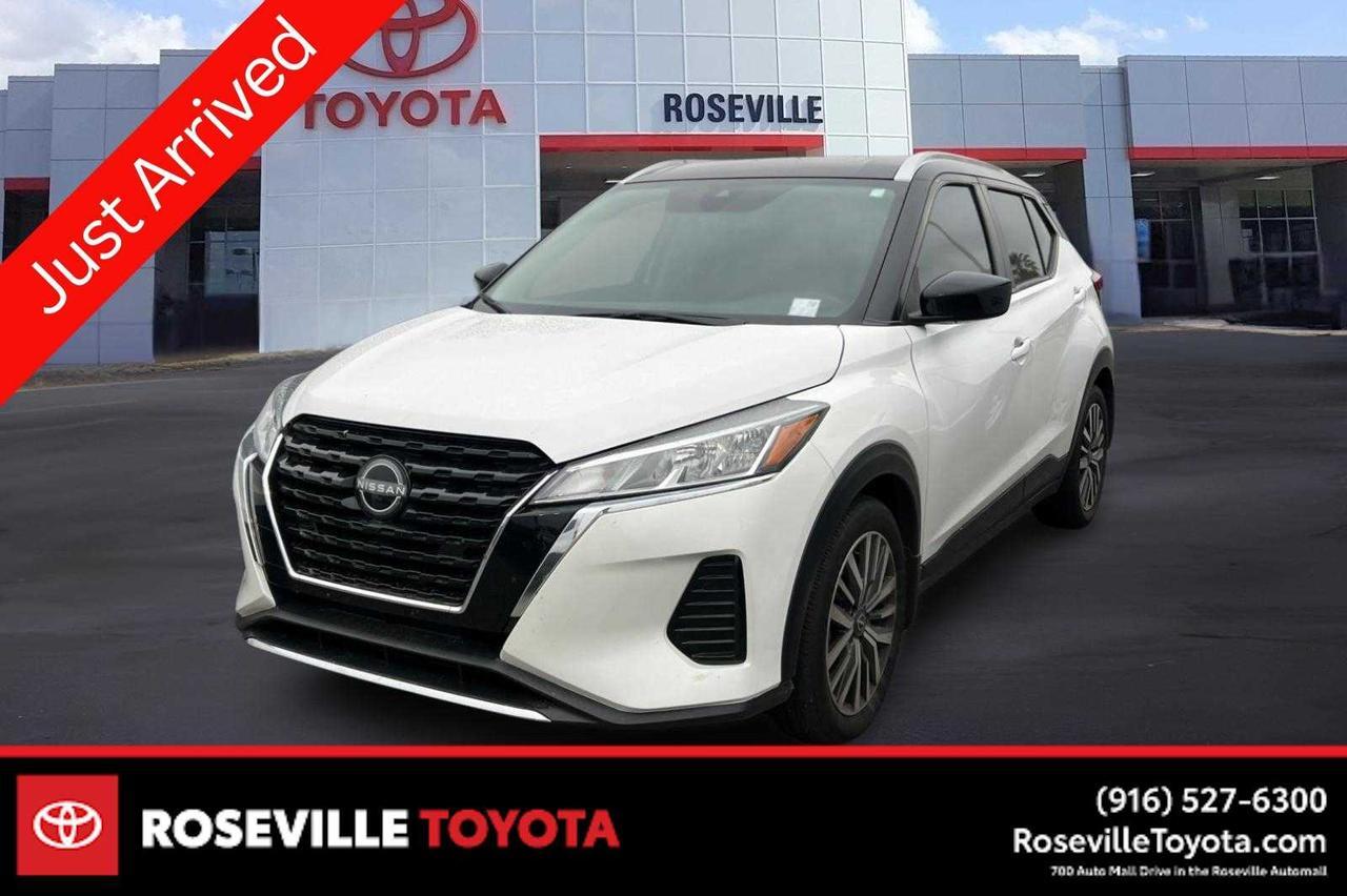 2023 Nissan Kicks SV