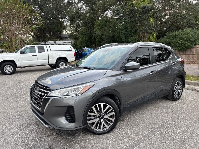 2023 Nissan Kicks SV photo 2
