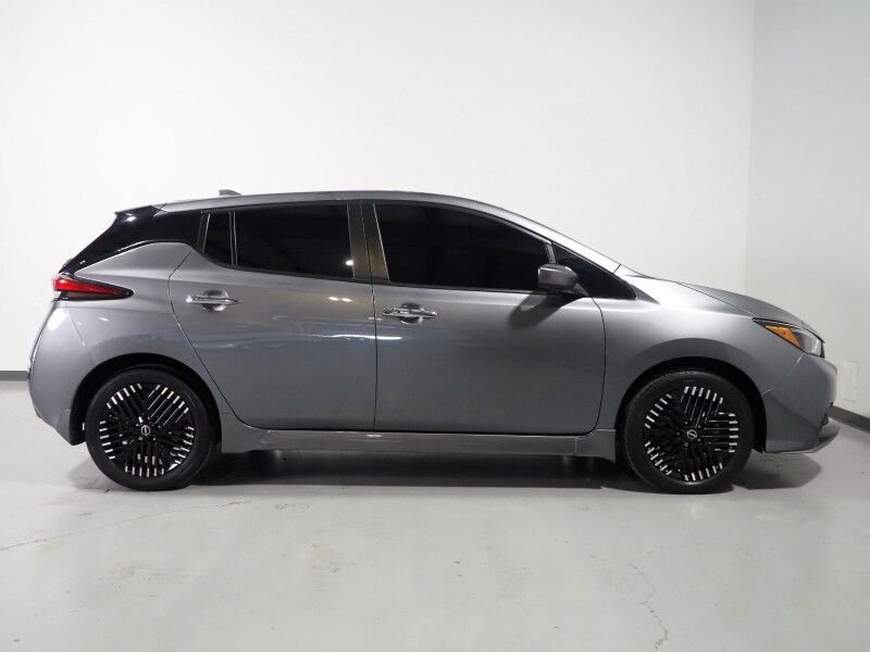 2023 Nissan LEAF SV PLUS *PROPILOT ASSIST, NAVIGATION, 360 VIEW CAMERAS, SAFETY ALERTS, ADAPTIVE CRUISE, HEATED SEATS/STEERING WHEEL, QUICK CHARGE, BLACK ALLOY WHEELS, APPLE CARPLAY Round Rock TX