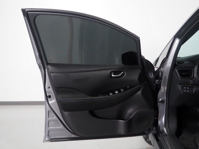 2023 Nissan LEAF SV PLUS *PROPILOT ASSIST, NAVIGATION, 360 VIEW CAMERAS, SAFETY ALERTS, ADAPTIVE CRUISE, HEATED SEATS/STEERING WHEEL, QUICK CHARGE, BLACK ALLOY WHEELS, APPLE CARPLAY Round Rock TX