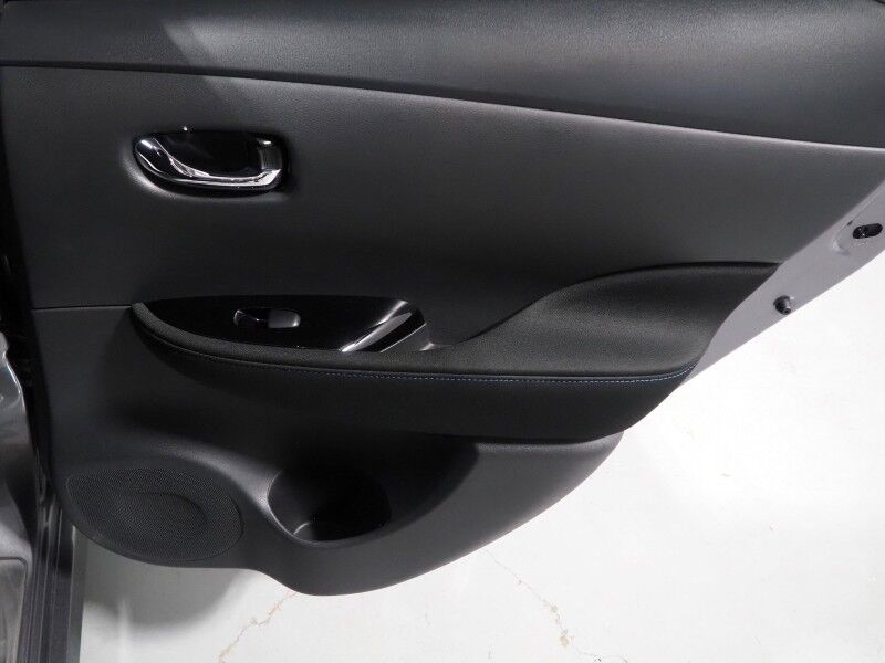 2023 Nissan LEAF SV PLUS *PROPILOT ASSIST, NAVIGATION, 360 VIEW CAMERAS, SAFETY ALERTS, ADAPTIVE CRUISE, HEATED SEATS/STEERING WHEEL, QUICK CHARGE, BLACK ALLOY WHEELS, APPLE CARPLAY Round Rock TX