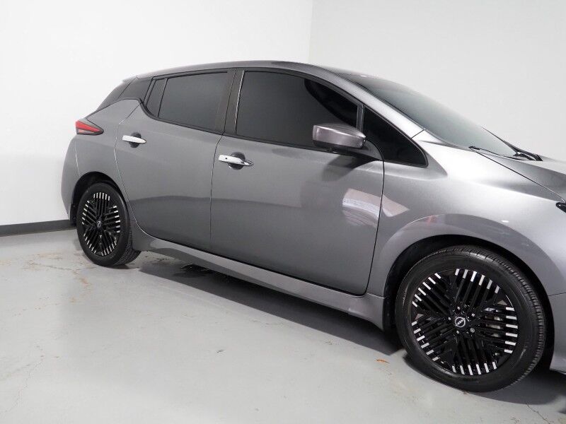 2023 Nissan LEAF SV PLUS *PROPILOT ASSIST, NAVIGATION, 360 VIEW CAMERAS, SAFETY ALERTS, ADAPTIVE CRUISE, HEATED SEATS/STEERING WHEEL, QUICK CHARGE, BLACK ALLOY WHEELS, APPLE CARPLAY Round Rock TX