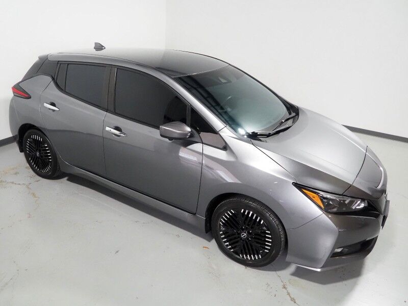 2023 Nissan LEAF SV PLUS *PROPILOT ASSIST, NAVIGATION, 360 VIEW CAMERAS, SAFETY ALERTS, ADAPTIVE CRUISE, HEATED SEATS/STEERING WHEEL, QUICK CHARGE, BLACK ALLOY WHEELS, APPLE CARPLAY Round Rock TX