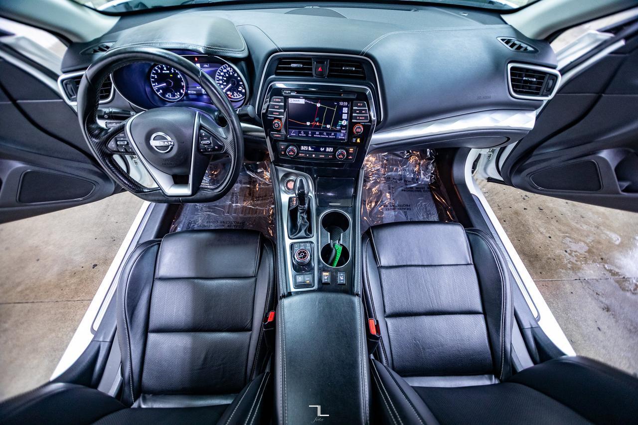 2023 Nissan Maxima SL Leather Roof Nav BCam Red Deer AB