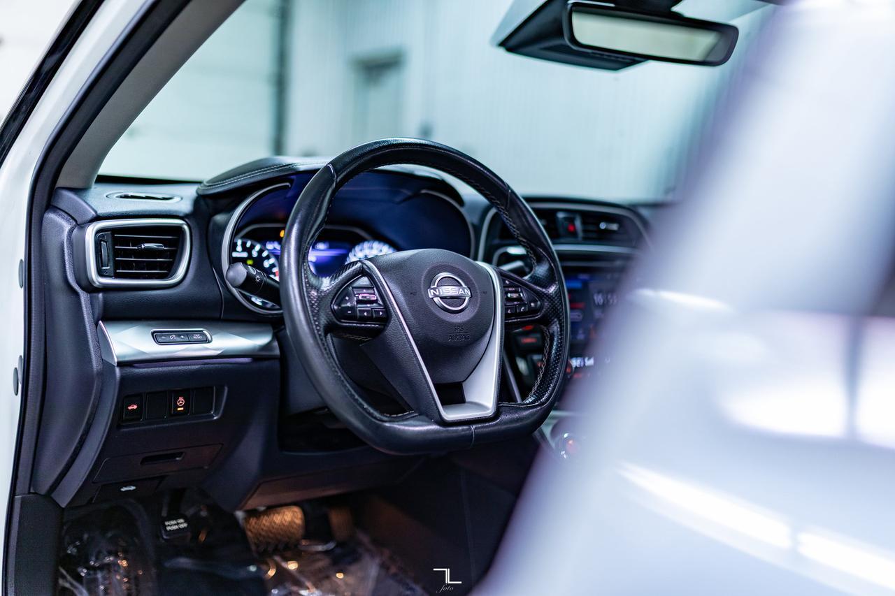 2023 Nissan Maxima SL Leather Roof Nav BCam Red Deer AB