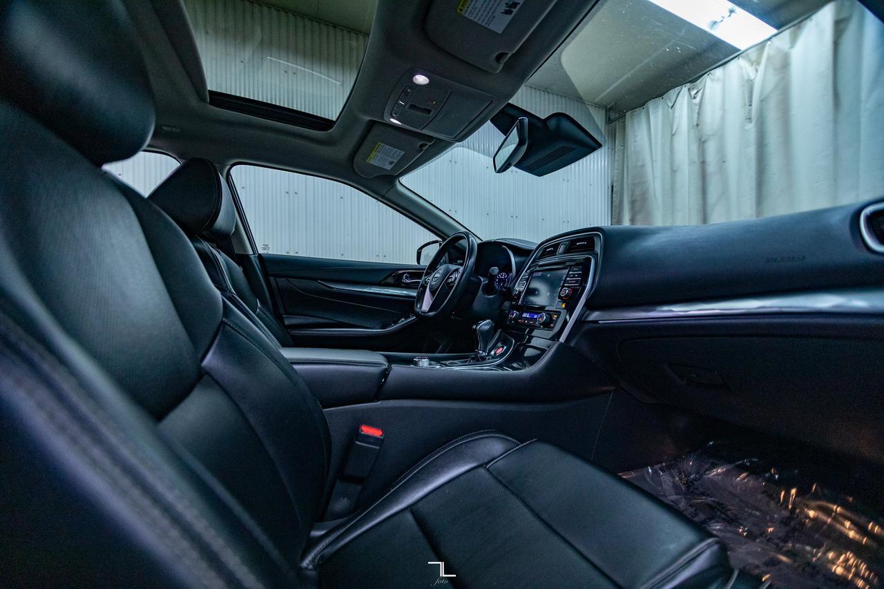 2023 Nissan Maxima SL Leather Roof Nav BCam Red Deer AB
