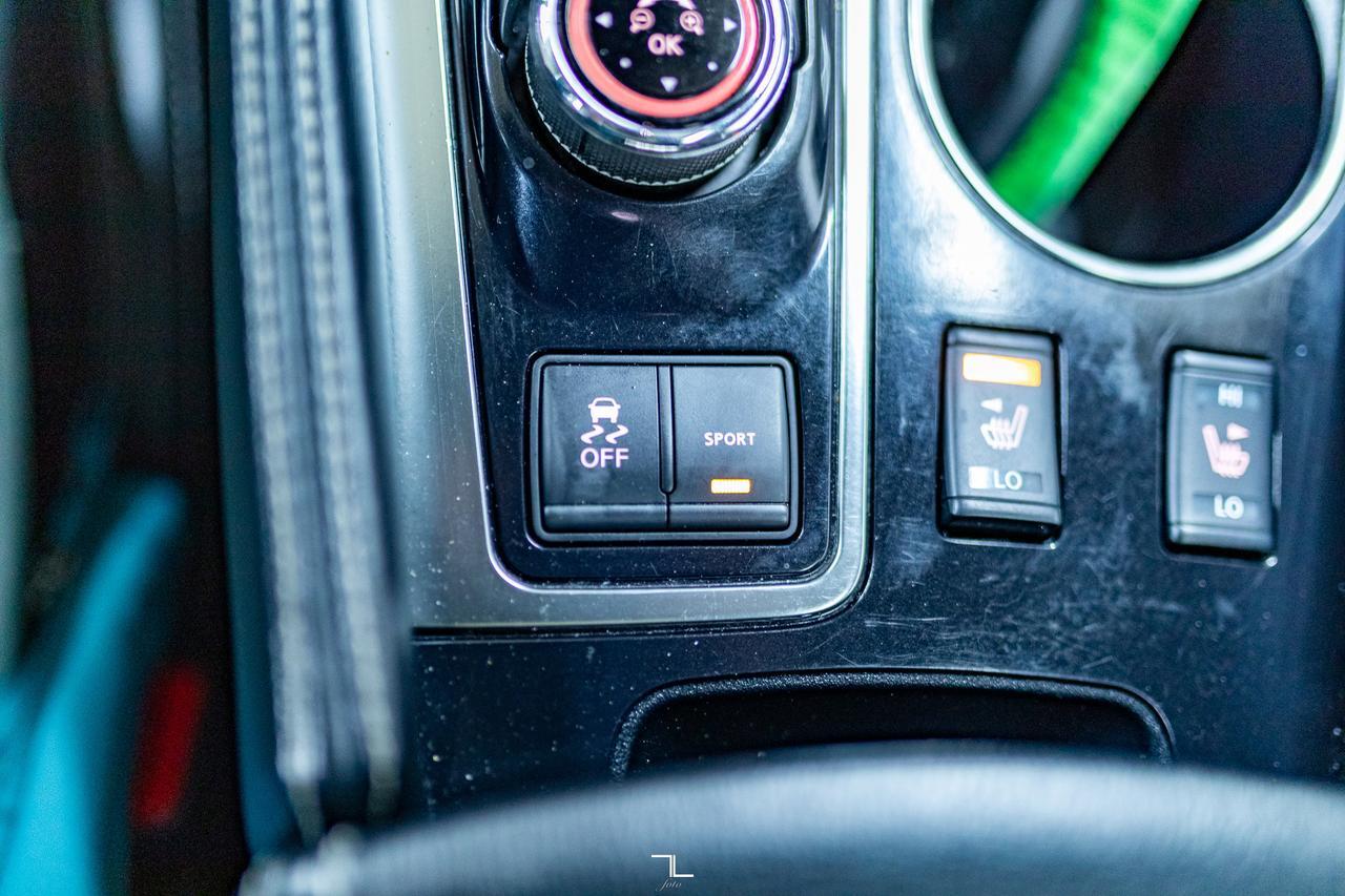 2023 Nissan Maxima SL Leather Roof Nav BCam Red Deer AB