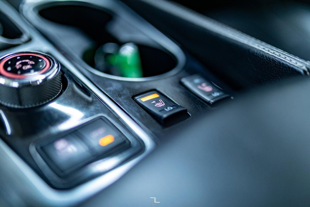 2023 Nissan Maxima SL Leather Roof Nav BCam Red Deer AB