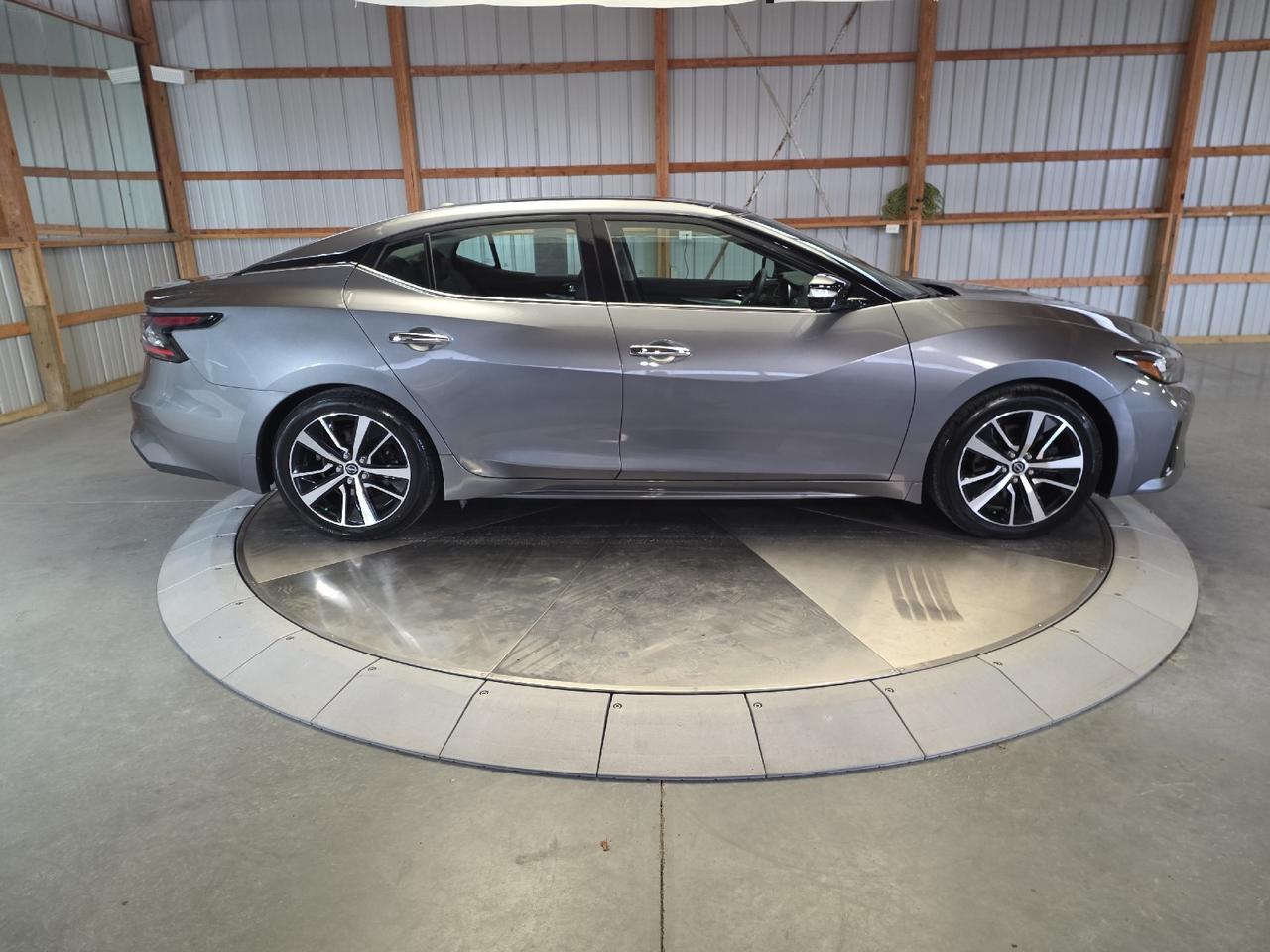 2023 Nissan Maxima SL Sand Lake NY