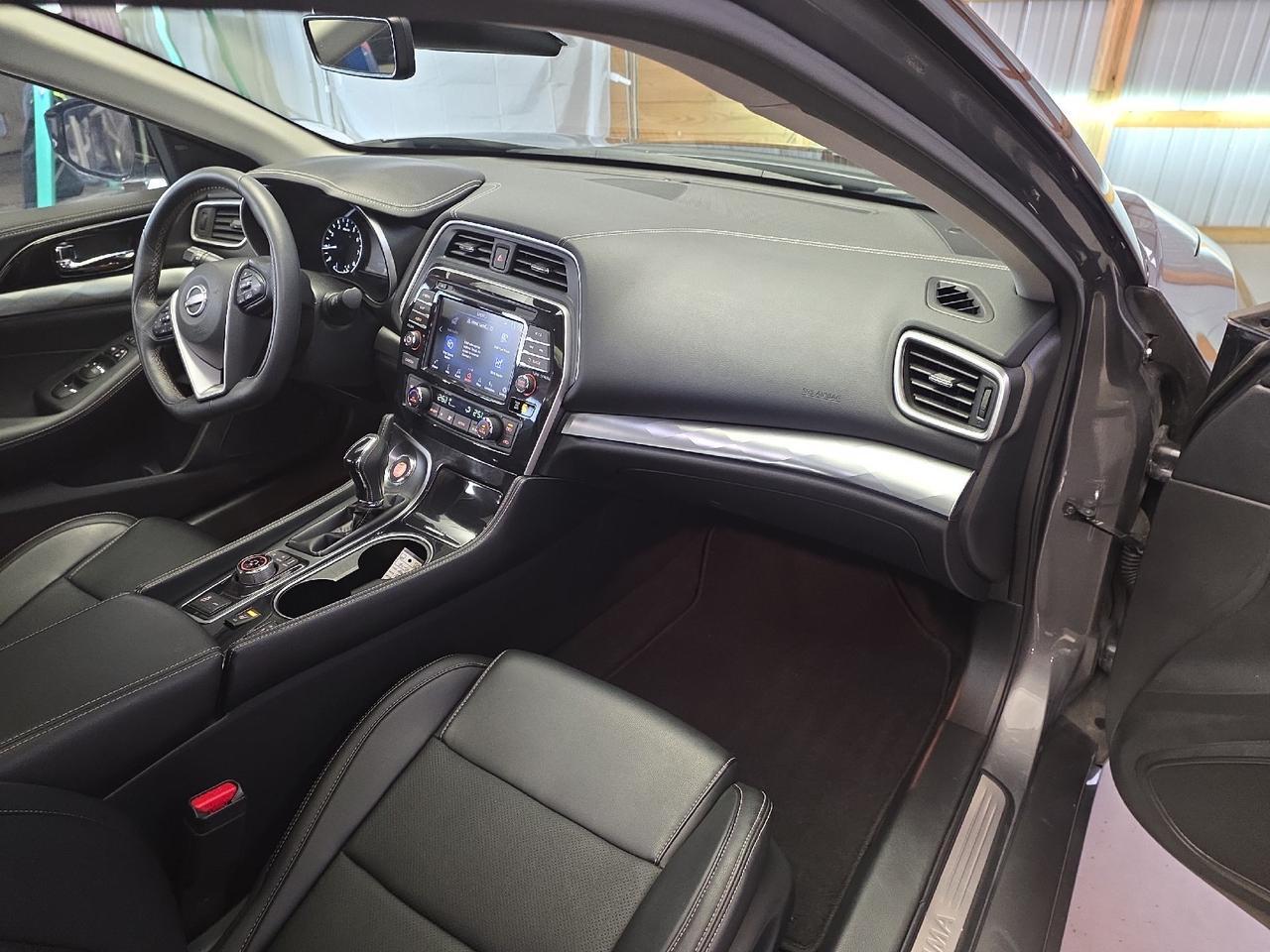 2023 Nissan Maxima SL Sand Lake NY