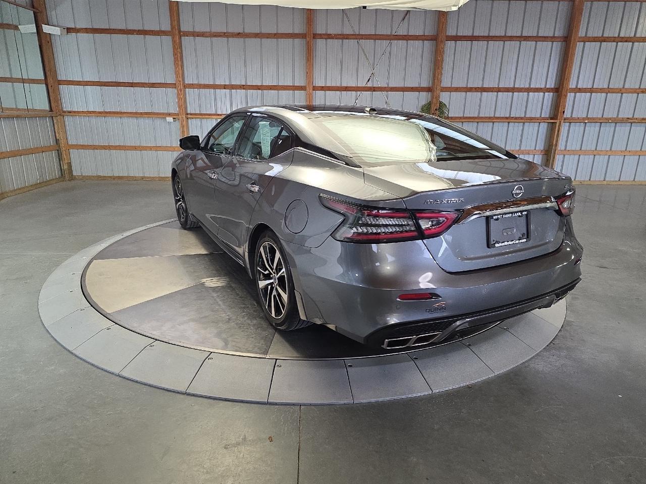 2023 Nissan Maxima SL