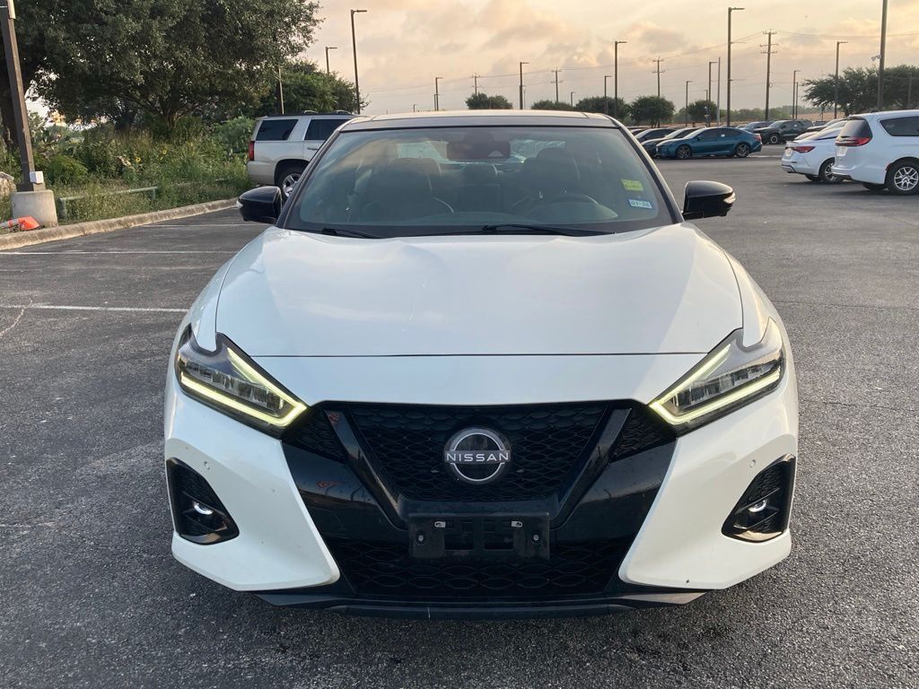 2023 Nissan Maxima SR