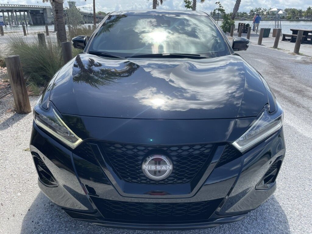 2023 Nissan Maxima SR~1 OWNER~NAVIGATION~SUNROOF~MEMORY SEATS~LANE ASSIST~SMART CRU Sarasota FL