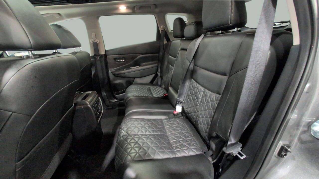 2023 Nissan Murano Platinum AWD 4dr SUV Chesterfield MI