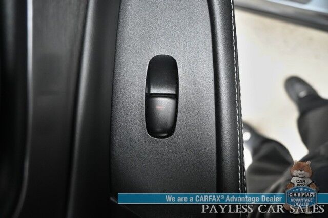 2023 Nissan Murano SV / AWD / Power & Heated Leather Seats / Auto Start / Blind Spot Alert / Apple CarPlay & Android Auto / Back Up Camera / Cruise Control / Keyless Entry & Start / 28 MPG / 1-Owner Anchorage AK