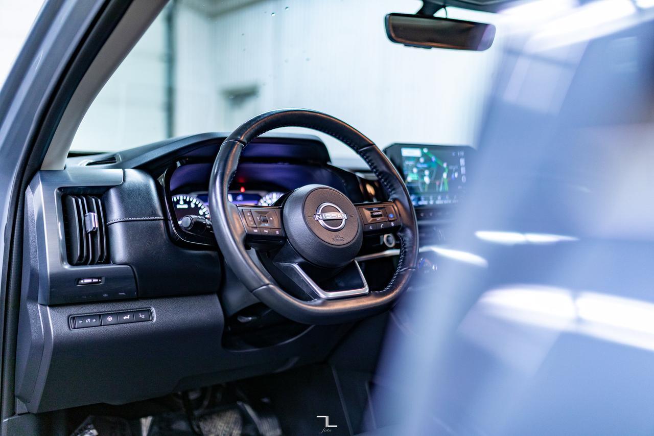 2023 Nissan Pathfinder AWD SL Leather Roof Nav BCam Red Deer AB