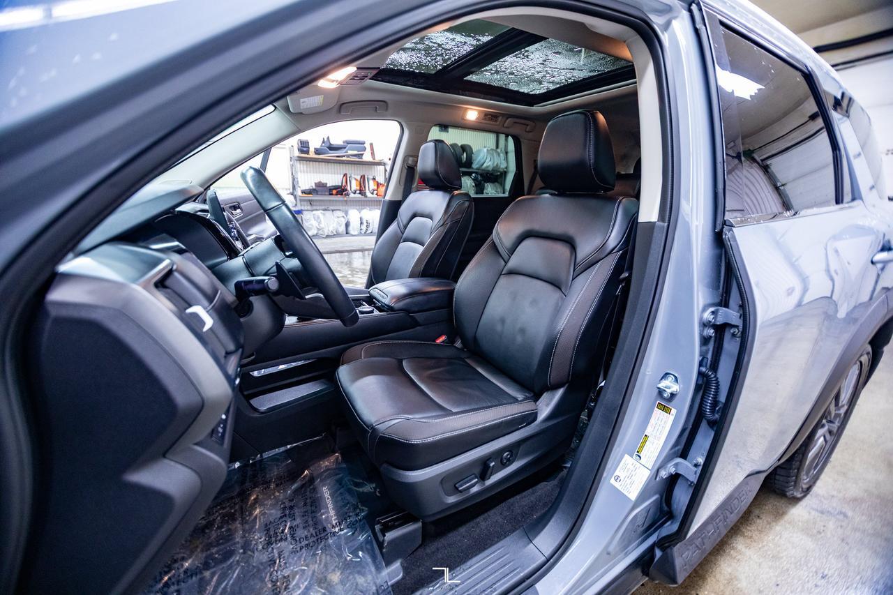 2023 Nissan Pathfinder AWD SL Leather Roof Nav BCam Red Deer AB