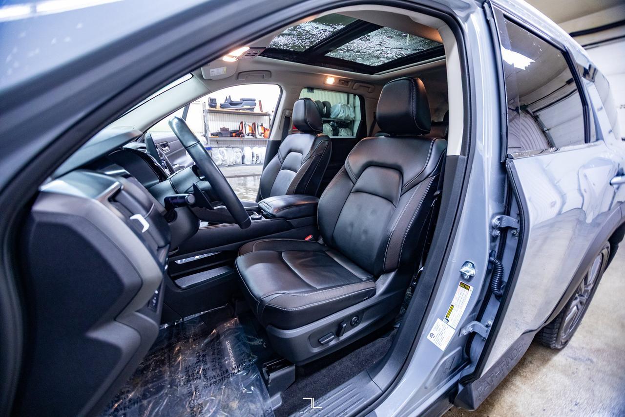 2023 Nissan Pathfinder AWD SL Leather Roof Nav BCam Red Deer AB