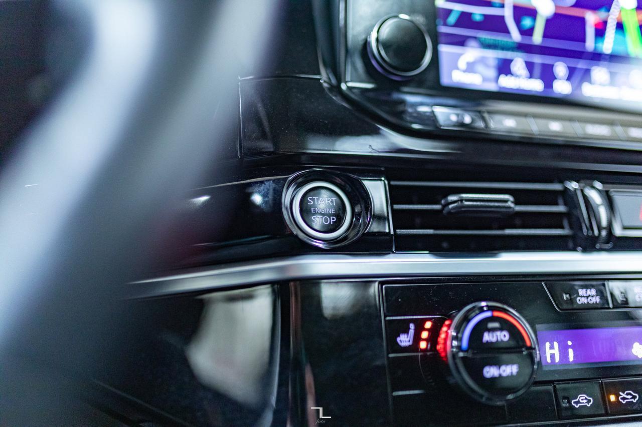 2023 Nissan Pathfinder AWD SL Leather Roof Nav BCam Red Deer AB