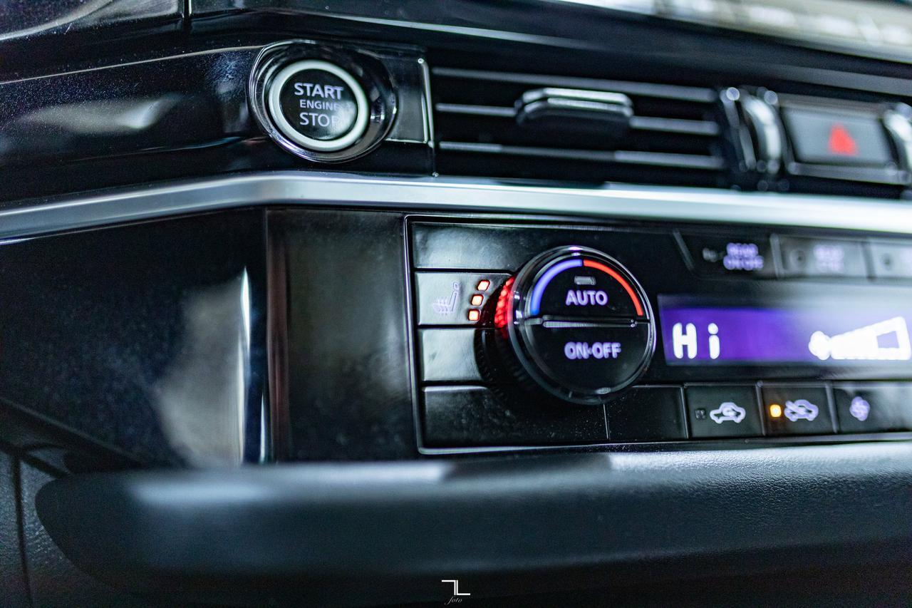 2023 Nissan Pathfinder AWD SL Leather Roof Nav BCam Red Deer AB