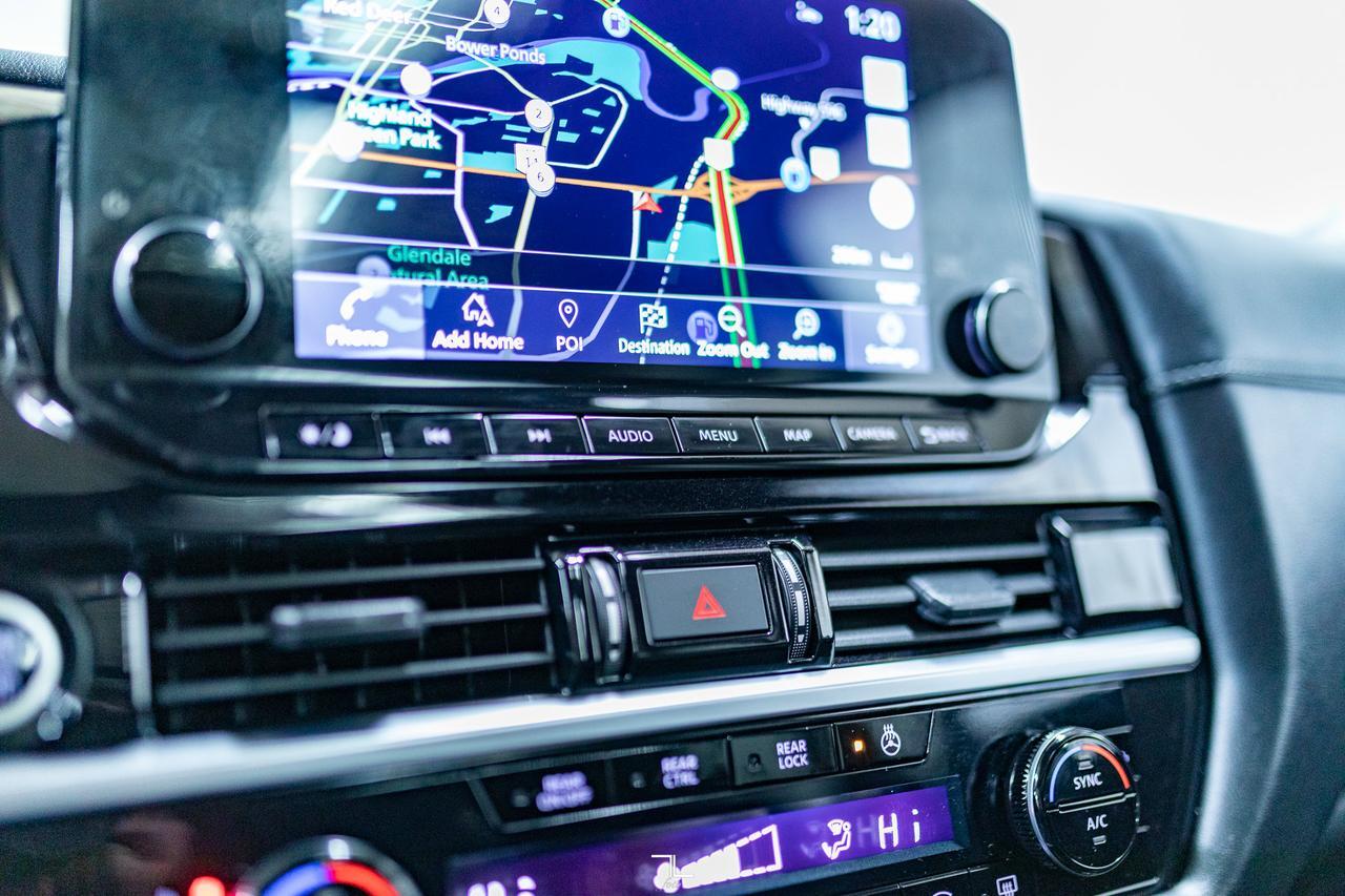 2023 Nissan Pathfinder AWD SL Leather Roof Nav BCam Red Deer AB