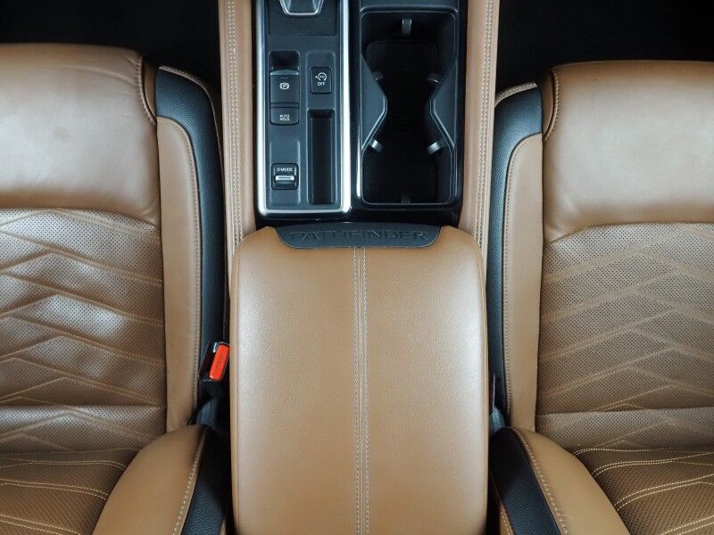 2023 Nissan Pathfinder Platinum *HEADS-UP DISPLAY, NAVIGATION, PANO MOONROOF, ADAPTIVE CRUISE, SAFETY ALERTS, CLIMATE SEATS, 2ND ROW CAPTAINS, NAPPA LEATHER, 20 INCH WHEELS, BOSE AUDIO, APPLE & ANDROID Round Rock TX