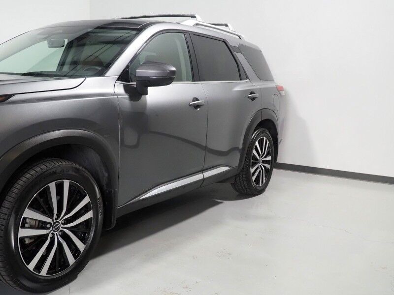 2023 Nissan Pathfinder Platinum *HEADS-UP DISPLAY, NAVIGATION, PANO MOONROOF, ADAPTIVE CRUISE, SAFETY ALERTS, CLIMATE SEATS, 2ND ROW CAPTAINS, NAPPA LEATHER, 20 INCH WHEELS, BOSE AUDIO, APPLE & ANDROID Round Rock TX