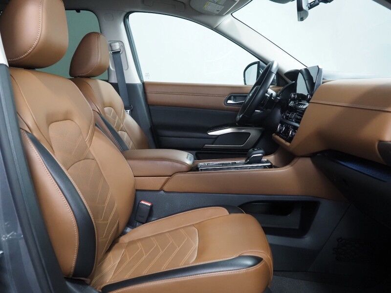 2023 Nissan Pathfinder Platinum *HEADS-UP DISPLAY, NAVIGATION, PANO MOONROOF, ADAPTIVE CRUISE, SAFETY ALERTS, CLIMATE SEATS, 2ND ROW CAPTAINS, NAPPA LEATHER, 20 INCH WHEELS, BOSE AUDIO, APPLE & ANDROID Round Rock TX