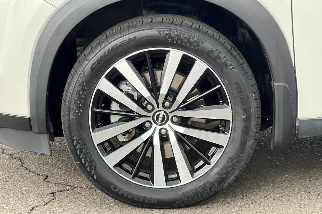 2023 Nissan Pathfinder Platinum Roseville CA