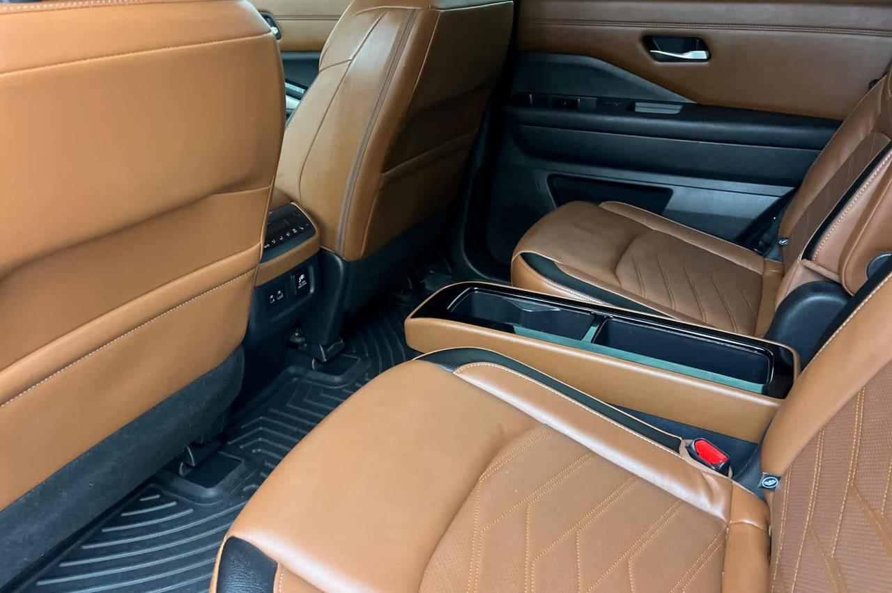 2023 Nissan Pathfinder Platinum Roseville CA