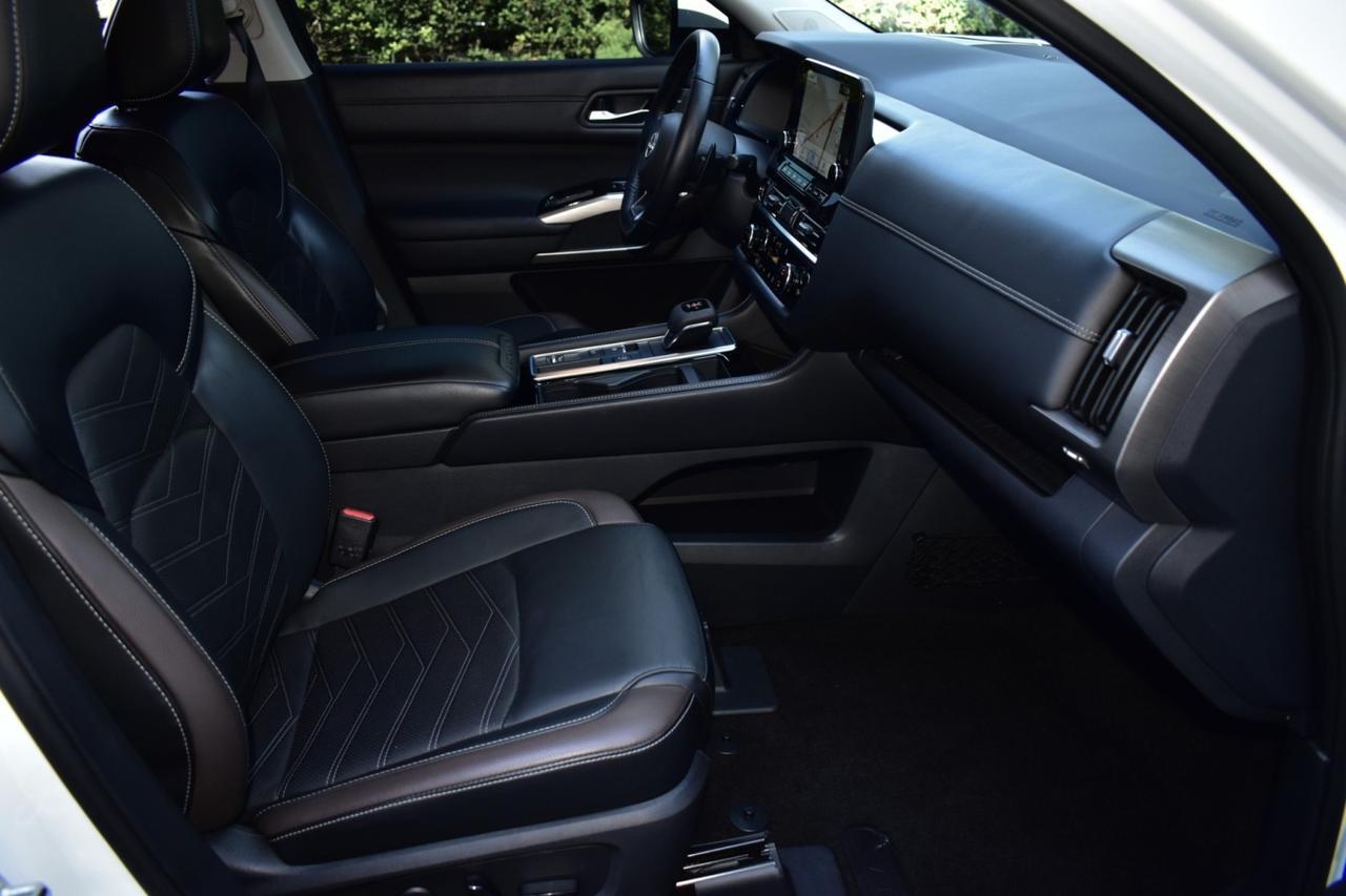 2023 Nissan Pathfinder Platinum Tampa FL