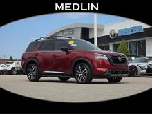 2023_Nissan_Pathfinder_Platinum_ Wilson NC