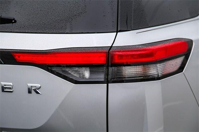 2023 Nissan Pathfinder Platinum Tacoma WA