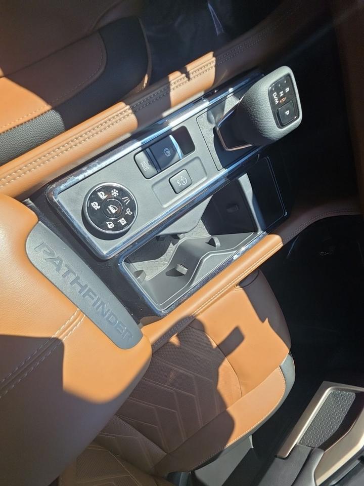 2023 Nissan Pathfinder Platinum Manassas VA