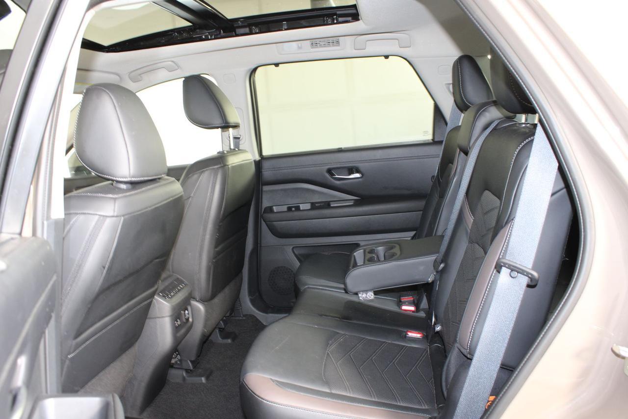 2023 Nissan Pathfinder Platinum Manassas VA