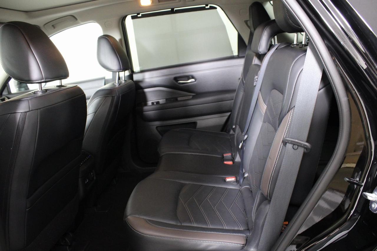 2023 Nissan Pathfinder Platinum Manassas VA