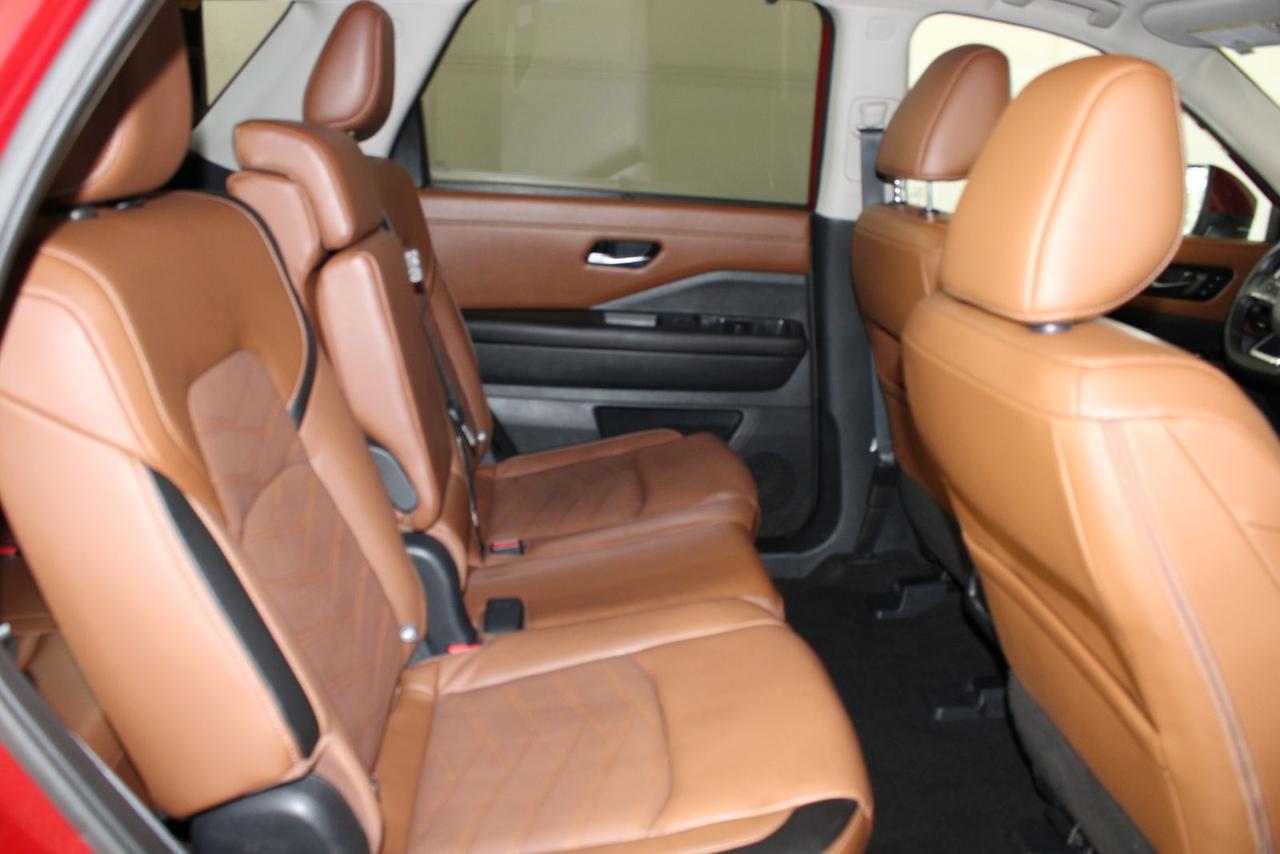 2023 Nissan Pathfinder Platinum Manassas VA