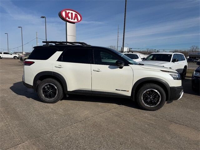 2023 Nissan Pathfinder Rock Creek