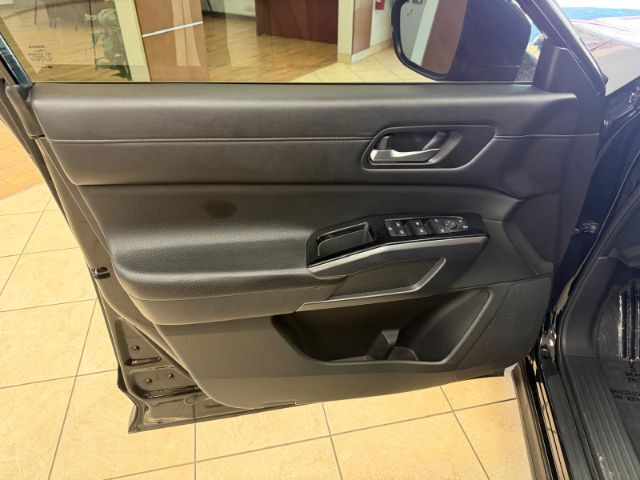 2023 Nissan Pathfinder SL 4WD Charlotte NC