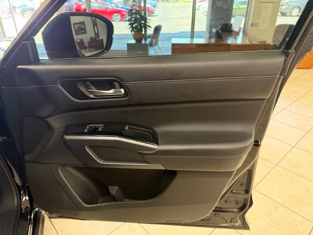 2023 Nissan Pathfinder SL 4WD Charlotte NC