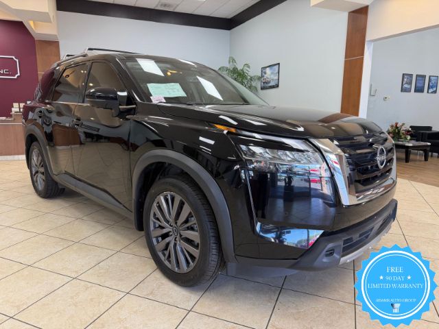 2023 Nissan Pathfinder SL 4WD