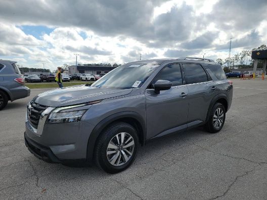 2023 Nissan Pathfinder SL 4WD