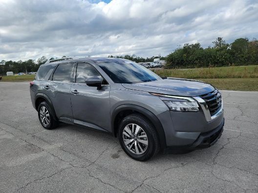 2023 Nissan Pathfinder SL 4WD
