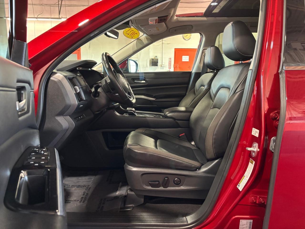 2023 Nissan Pathfinder SL 4WD Franklin OH