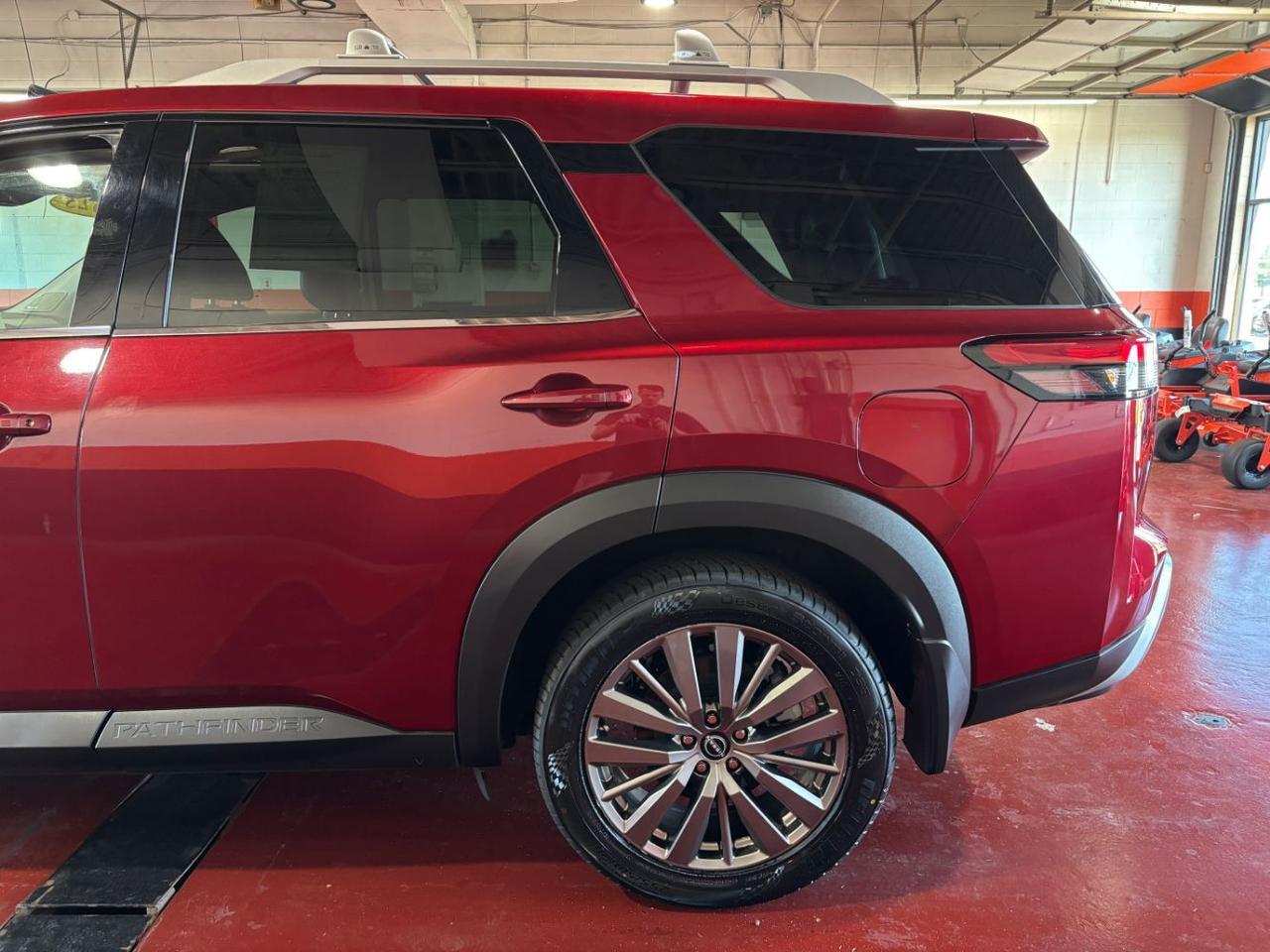 2023 Nissan Pathfinder SL 4WD Franklin OH