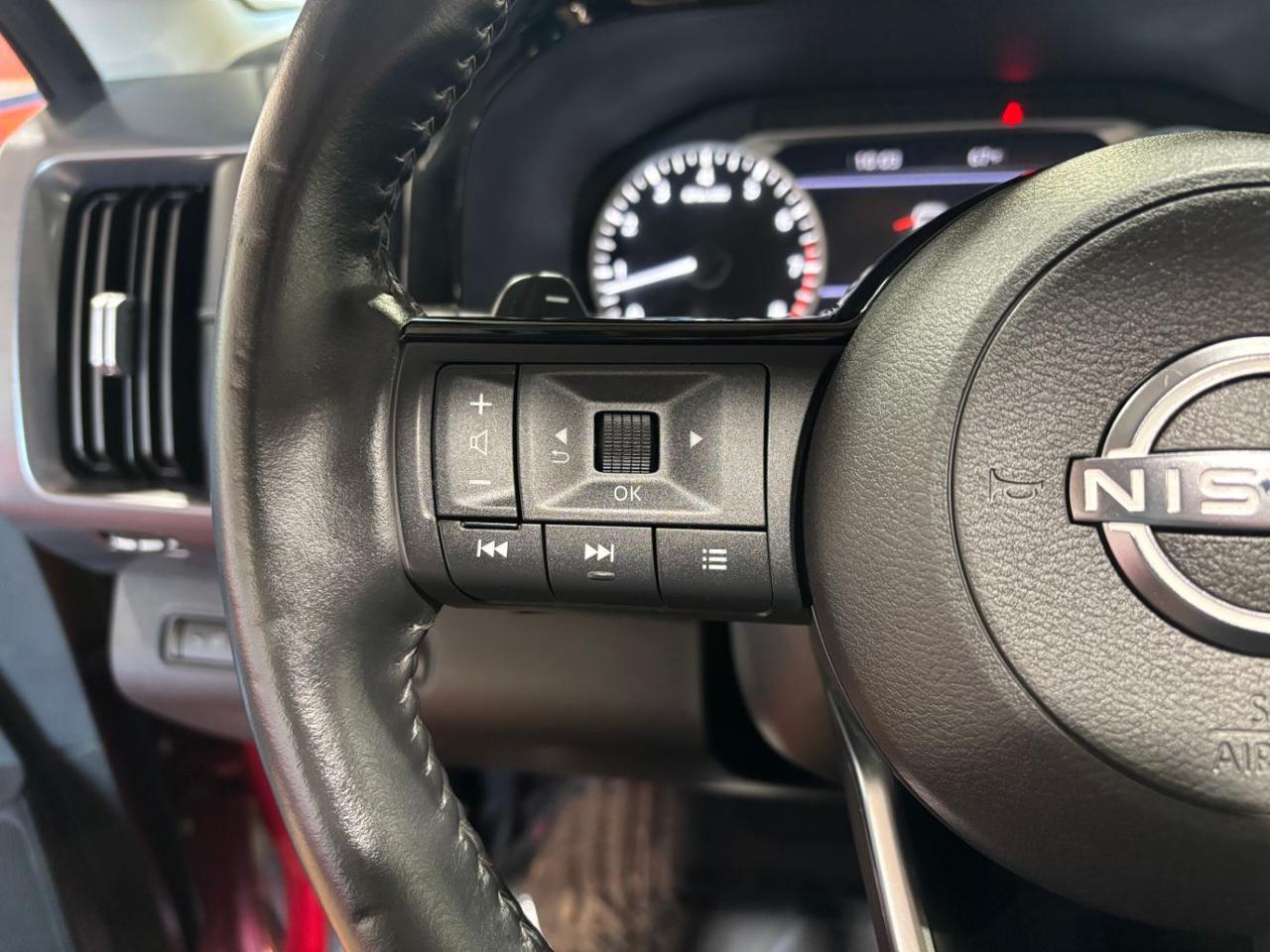 2023 Nissan Pathfinder SL 4WD Franklin OH