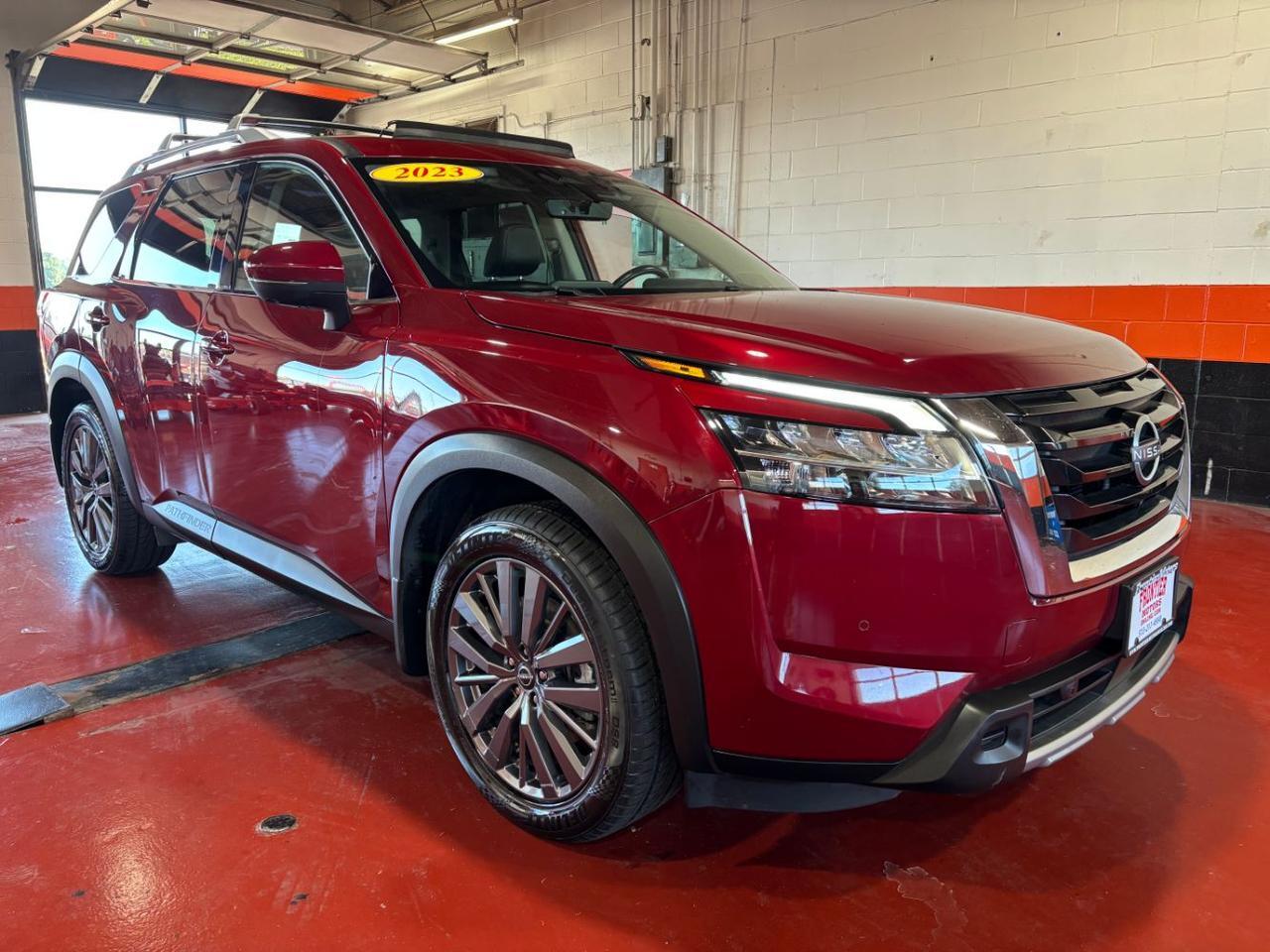 2023 Nissan Pathfinder SL 4WD Franklin OH