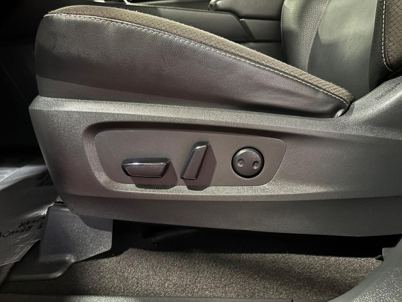 2023 Nissan Pathfinder SL 4WD Franklin OH