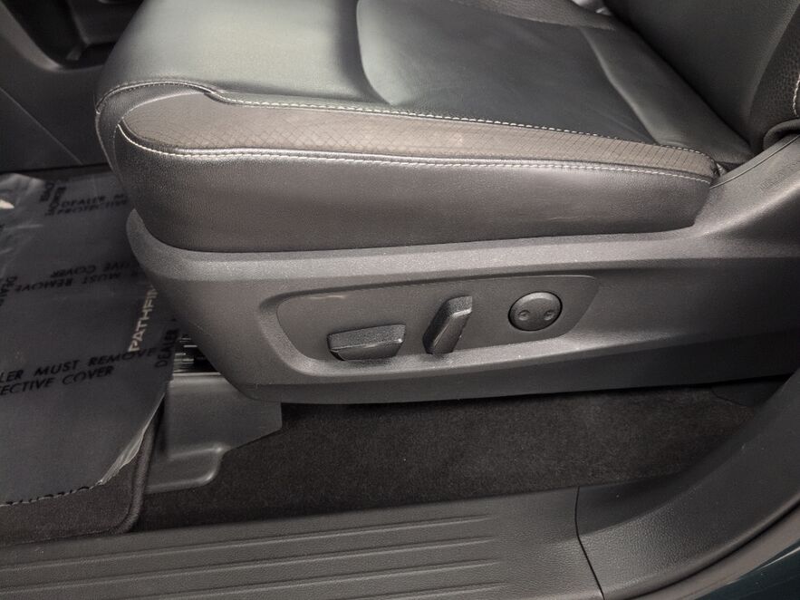 2023 Nissan Pathfinder SL Bozeman MT
